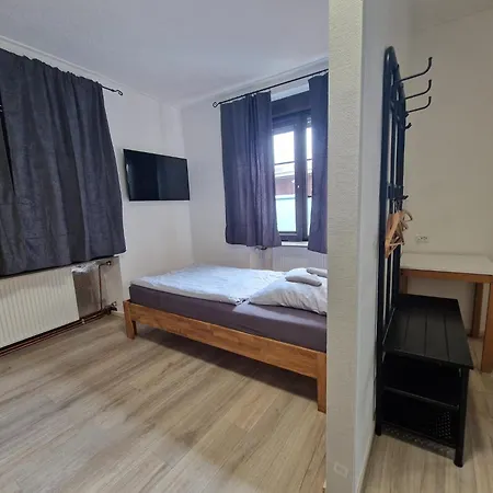 3, 4 Schlafzimmer, 3 X Bad Dusche, Grosse Kueche, Aufenthaltsraum דירה מוארס