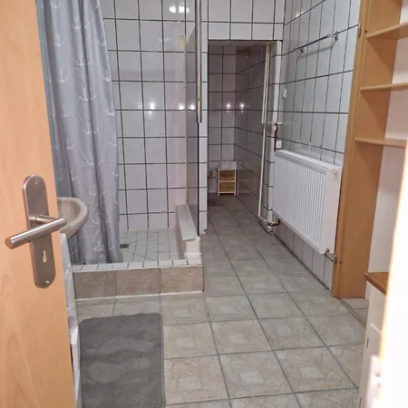 דירה 3, 4 Schlafzimmer, 3 X Bad Dusche, Grosse Kueche, Aufenthaltsraum מוארס